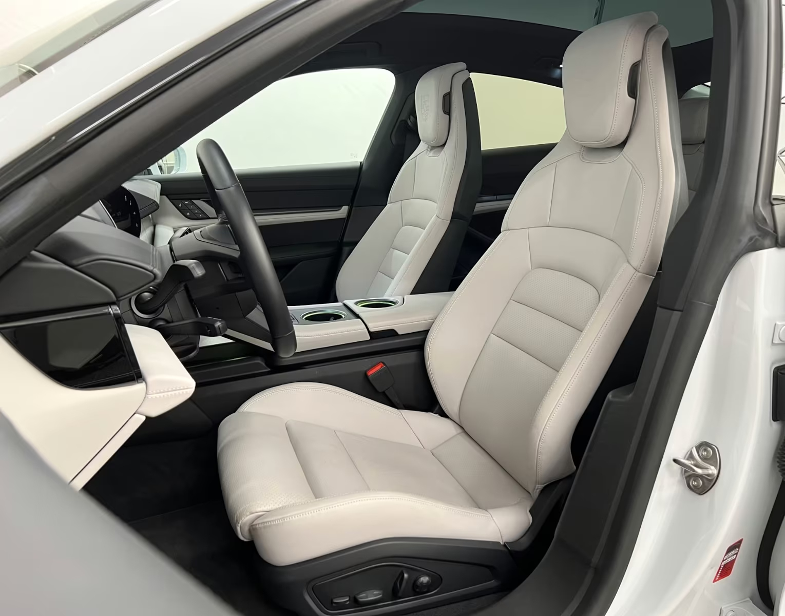 Porsche Taycan - Bild 3